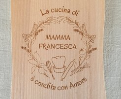 Tagliere cervo 'LA CUCINA DELLA MAMMA' - CON PERSONALIZZAZIONE NOME